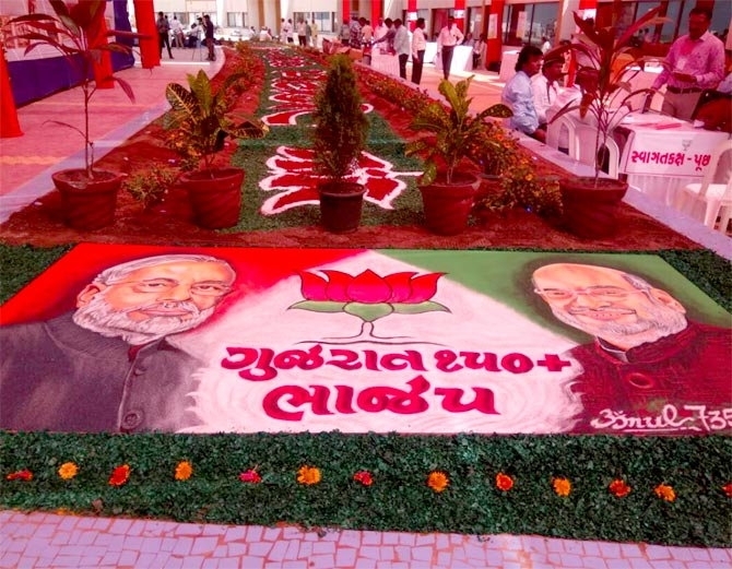 Lakhs of people throng ghats across India to celebrate Chhath